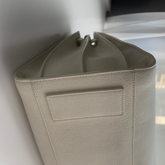 YVES SAINT LAURENT Grained Calfskin Small Sac - Picture 8 of 11